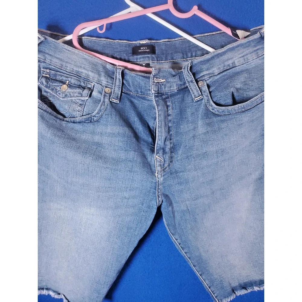 True Religion Ricky Jeans Shorts Men Size 42 Relaxed Straight Flap Pocket NEW